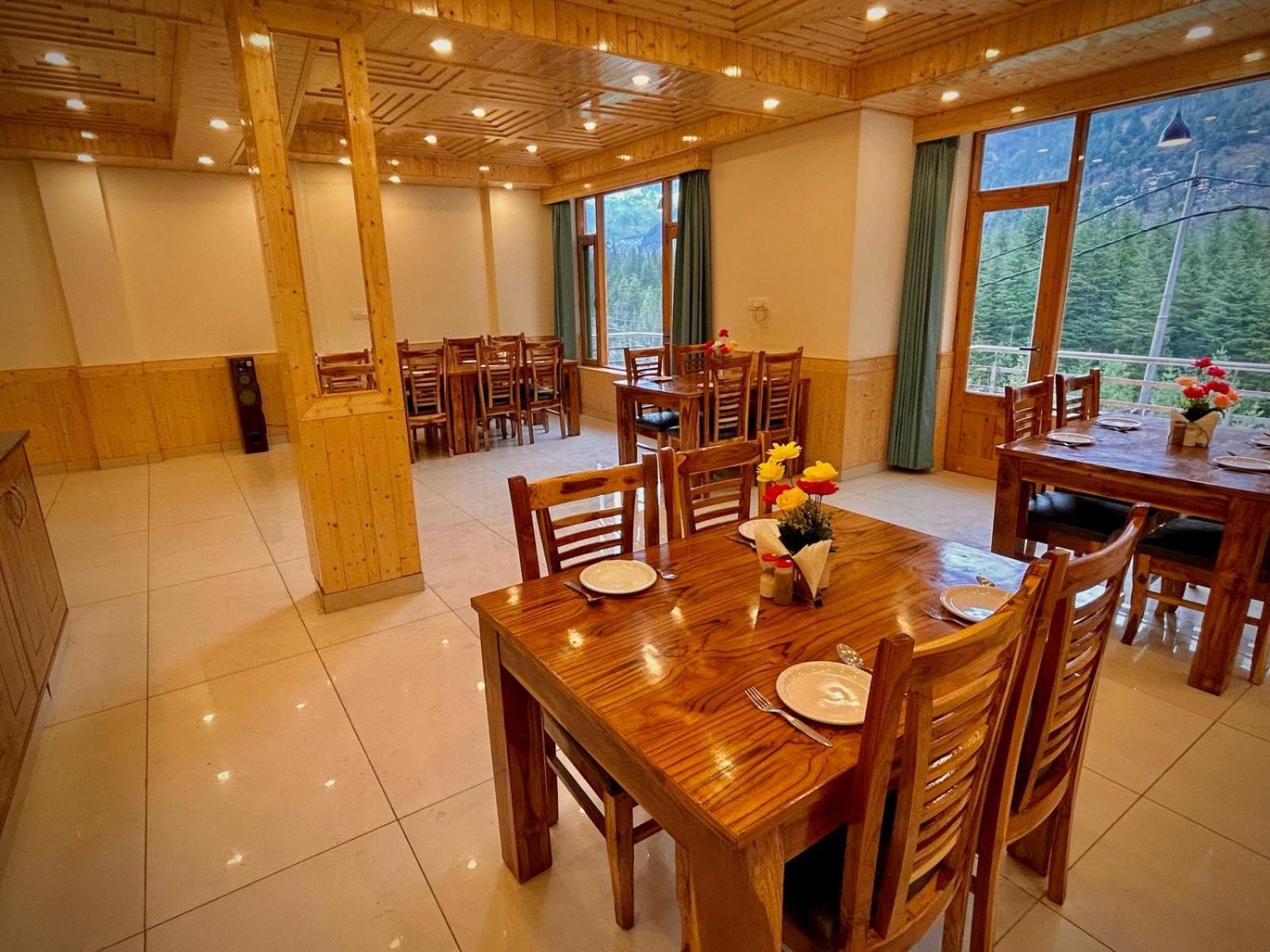 Velvet Loft By Hidden Heaven Manali (Himachal Pradesh)